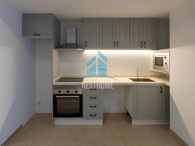 Dúplex en venta en Valencia, La Petxina. Exclusivo Bajo Dúplex Reformado en La Petxina, Valencia. Dúplex.