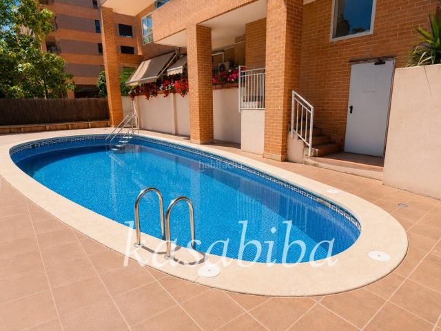 Dúplex en venta en Valencia, Sant Pau. Exclusivo dúplex en residencial con piscina, que combina la comodidad de una vivienda con la sensación de vivir en un ch. Dúplex.