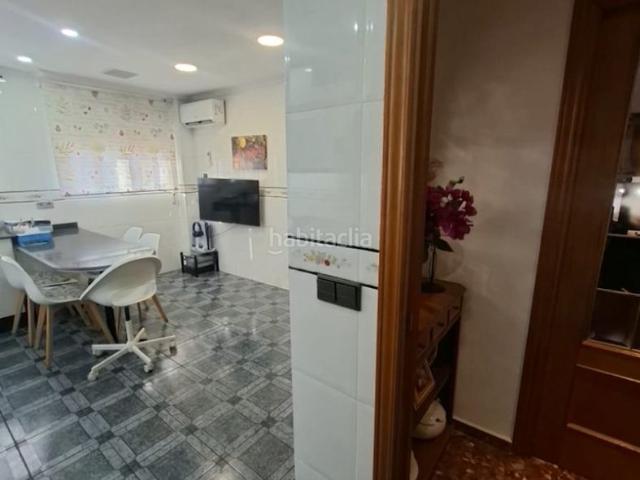 Dúplex en venta en Valencia, Torrefiel. Piso en venta en Valencia. Dúplex.