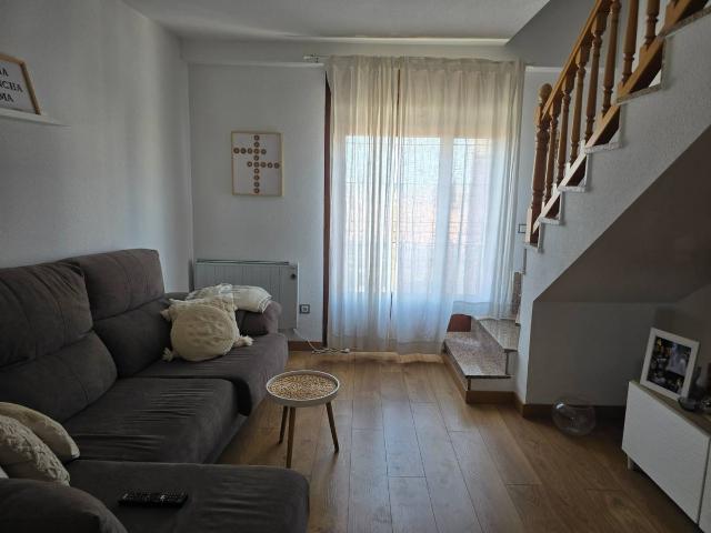 Dúplex en Venta en Valmojado