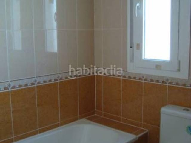 Dúplex en venta en Vera, Vera Ciudad. Adosado con Sotano y solarium. Dúplex.
