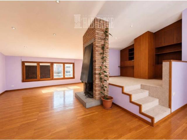 Dúplex en Venta en Vic