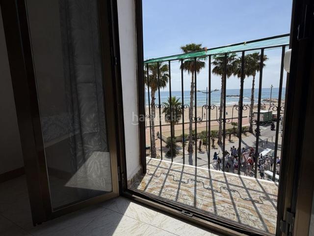 Dúplex en venta en Vila Joiosa la, Platja de Vila Joiosa. Exclusivo dúplex en primera línea de playa en el corazón de Villajoyosa. Dúplex Vila Joiosa.