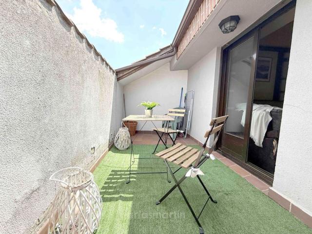 Dúplex en venta en Villamayor. Dúplex en urbanización Las Canteras de Villamayor. Dúplex.