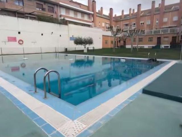 Dúplex en Venta en Villamediana de Iregua, La Rioja