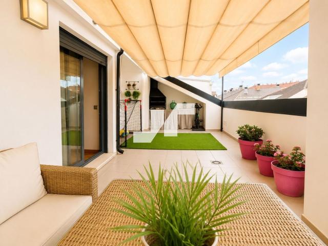 Dúplex en venta en Villarreal Vila real, Cariñena Carinyena. Ático dúplex con terrazas en Vilareal. Dúplex Villarreal Vila.