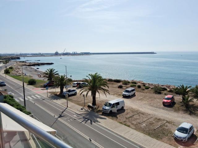 Dúplex en venta en Vinaròs, Les Salines. Ático Dúplex en primera línea de mar. Dúplex.
