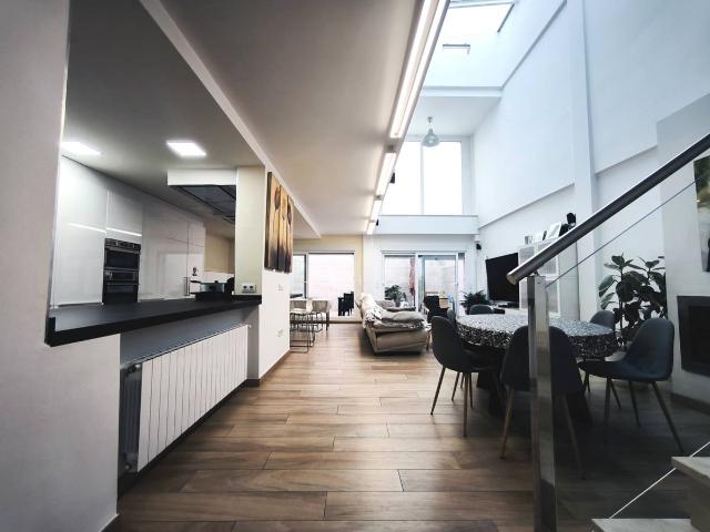 Dúplex en Venta en Zona Avenida al Vedat