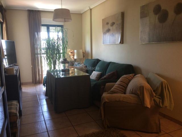 Dúplex en venta en Zafra. Avda.Estación. Dúplex 3 dorm, 2 baños, terraza. Dúplex.