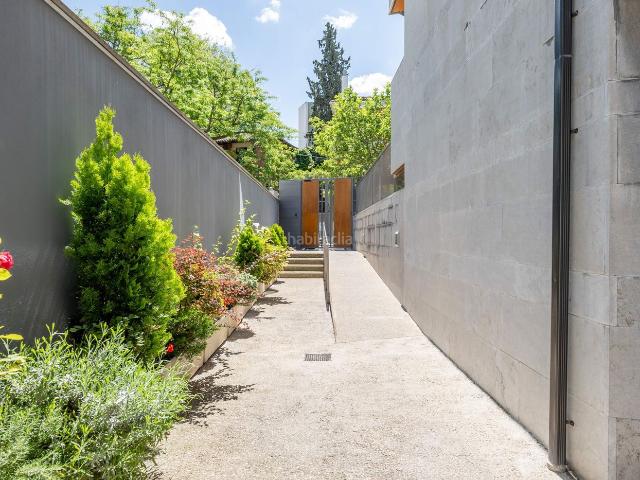 Dúplex en venta en Zaragoza, Ruiseñores. Buscas exclusividad y espacio en Paseo Ruiseñores? Tu nuevo hogar te espera. Dúplex.