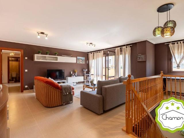 Dúplex en Venta en Zarratón