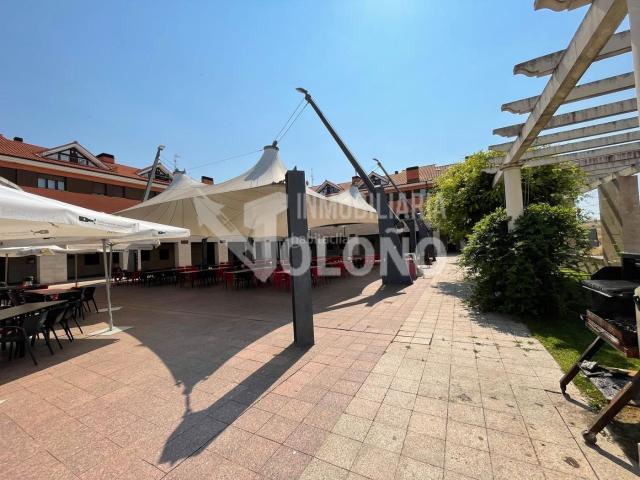 Dúplex en venta en Zarratón. Amplio duplex en el centro del municipio con garaje y trastero. Dúplex.