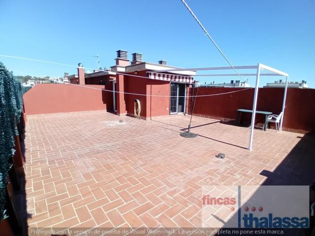 Dúplex en venta. LLORET DE MAR