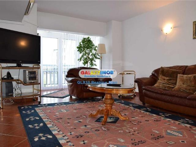 Duplex elegant cu centrala termica si parcare proprie Bd. Unirii