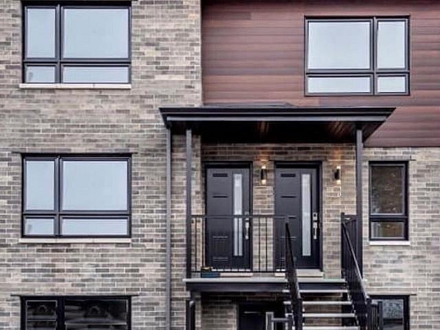 Duplex Et Triplex à Vendre Sur La Rive nord!