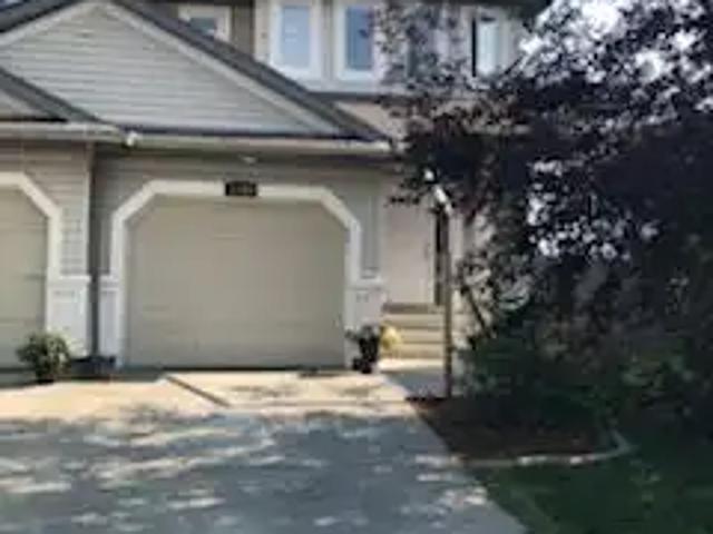 Duplex for Rent in Rutherford