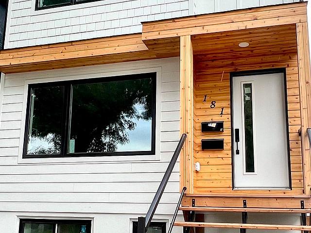 Duplex For Sale $615,000