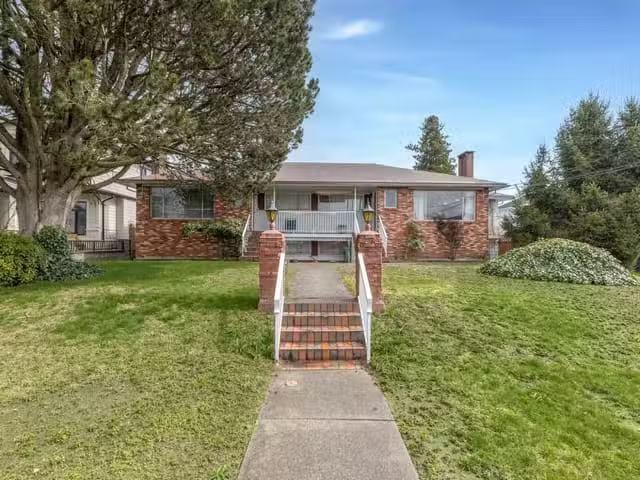 Duplex for sale in Burnaby, Burnaby North, 894 Invergarry Aven.