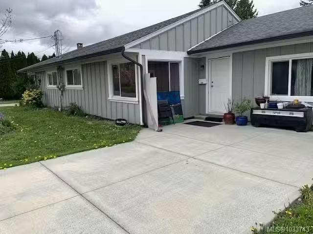 Duplex for sale in Duncan, 160 Mc Kinstry Rd, 1033743