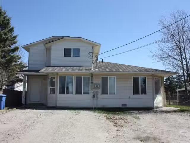 Duplex for sale in Fort St. John, Fort St. John, A&B 10115 90.