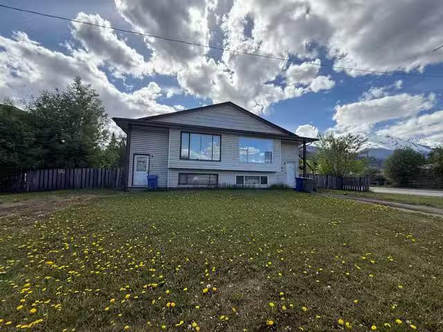 Duplex for sale in Smithers, Smithers And Area, 3687 First Ave.