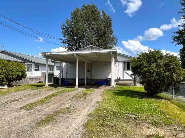 Duplex for sale in Prince George, PG City Central, 2394 Victor.