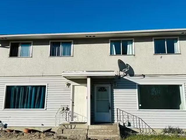 Duplex for sale in Prince George, PG City West, 4122 1st Avenu.