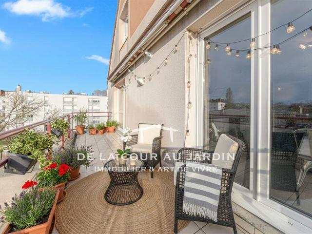 Duplex familial en dernier étage 128m² Dijon