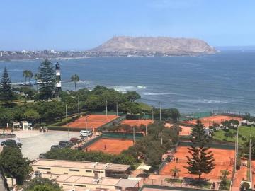 DUPLEX FRENTE AL MAR MALECON CISNEROS US$ 295,000
