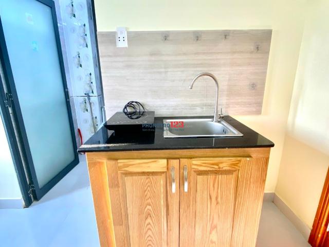 Duplex full nội thất đối diện Go! Nguyễn Thị Thập