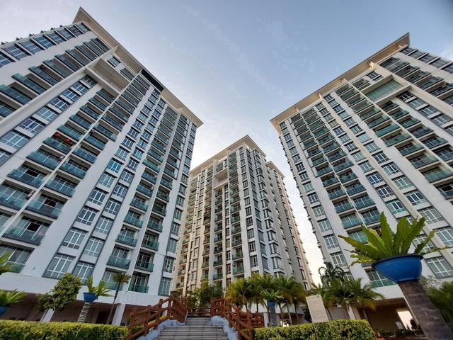 DUPLEX Kompleks BM City 1441sf High Floor 4 Rooms 2 Carparks BM
