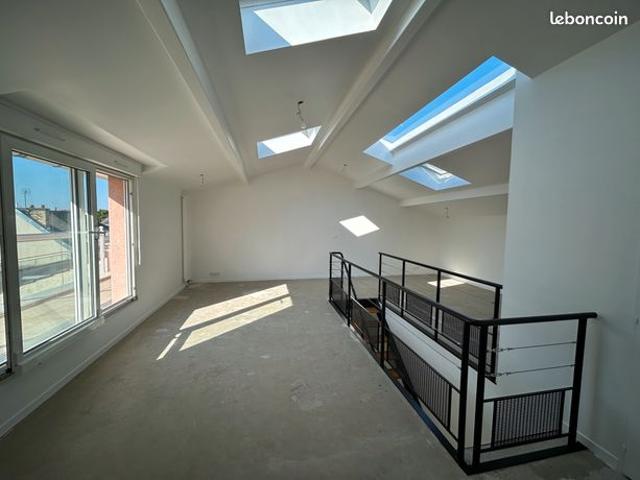 Duplex hyper centre ville de reims a finir avec balcon