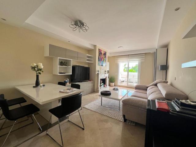 Duplex in Nueva Andalucía