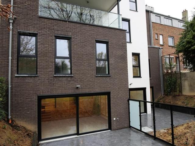à vendre Duplex Waterloo Avenue Adolphe Schattens