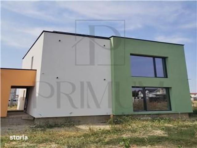 Duplex individual proiect deosebit zona buna teren generos pers