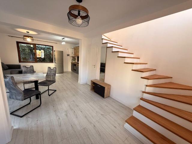 Duplex la prima Inchiriere zona Eroilor