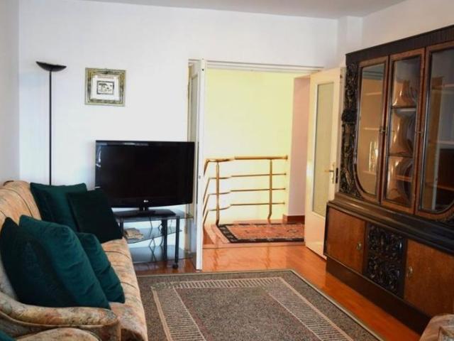 Duplex lux de inchiriat Bdul. Unirii 61, loc parcare, sector 3, Bucuresti