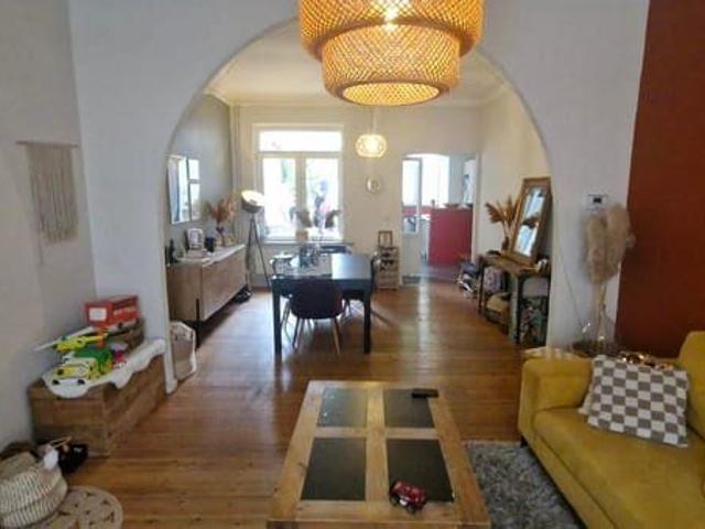 Duplex lumineux 3 chambres — 115 m² — Dailly / Schuman