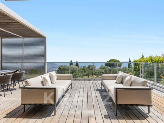 Duplex lumineux avec terrasse – Vue panoramique Nice
