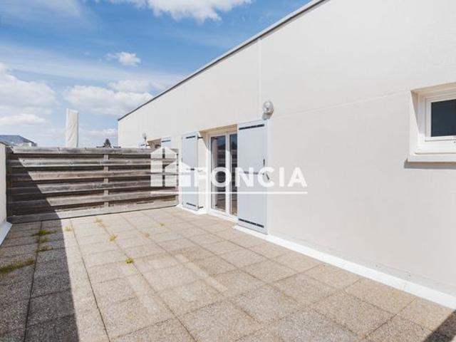 Duplex lumineux avec terrasses en plein cœur de Saint Jean de Braye