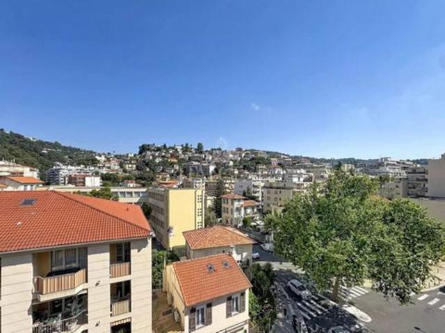 Magnifique appartement duplex au dernier étage d'u