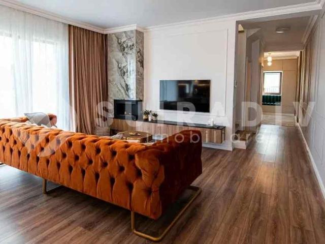 Duplex modern de închiriat | 3 dormitoare, curte proprie, 2 parcări | Florești – zona Vivo
