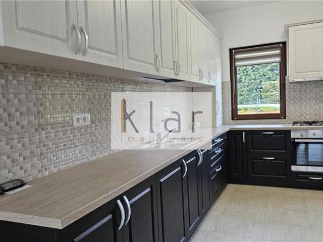 Duplex modern 6 camere 220mp, pe 3 niveluri, gradina, Calea Turzii