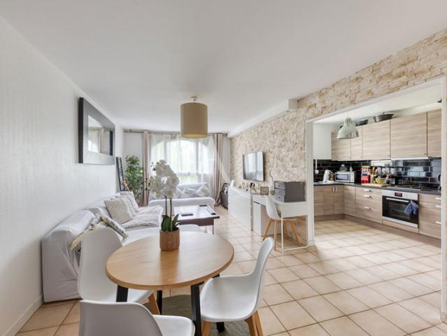 Duplex Noisiel 5 pièce s 94.15 m2