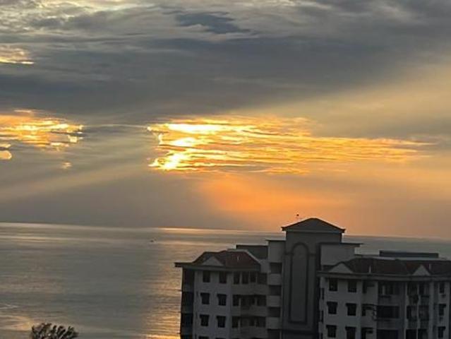 Duplex Seaview Condo Eden Seaview 1800SF FULLY RENOVATED FURNISHED
