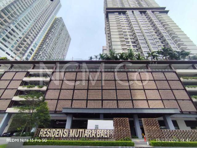 Duplex Service Apartment