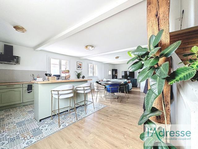 Duplex style maison de ville rénovée 3 pièce s 98 m2
