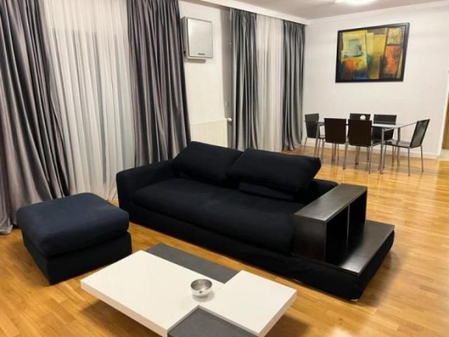 Duplex P+1 cu gradina proprie, situat in complexul Emerald Residences. Zona Floreasca. Barbu Vacarescu