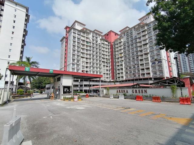 Duplex Penthouse near LRT Bukit Jalil