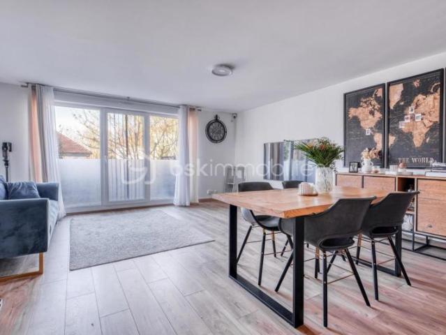Duplex proche Centre Ville au Calme + balcon + box